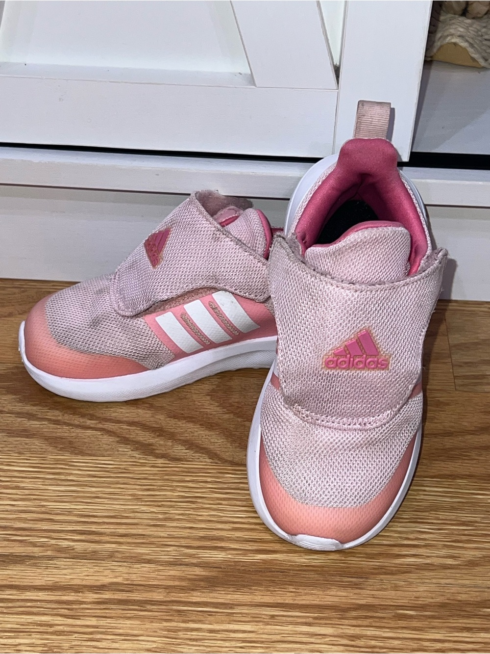 Adidas Kids Light Pink Velcro Sneakers